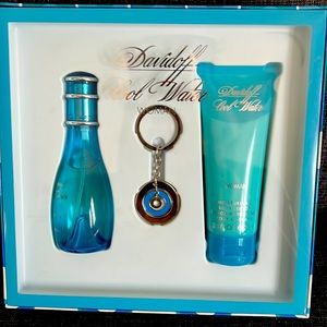 Davidoff Cool Water Woman gift set- 50ml EDT, 75ml body lotion & key chain
